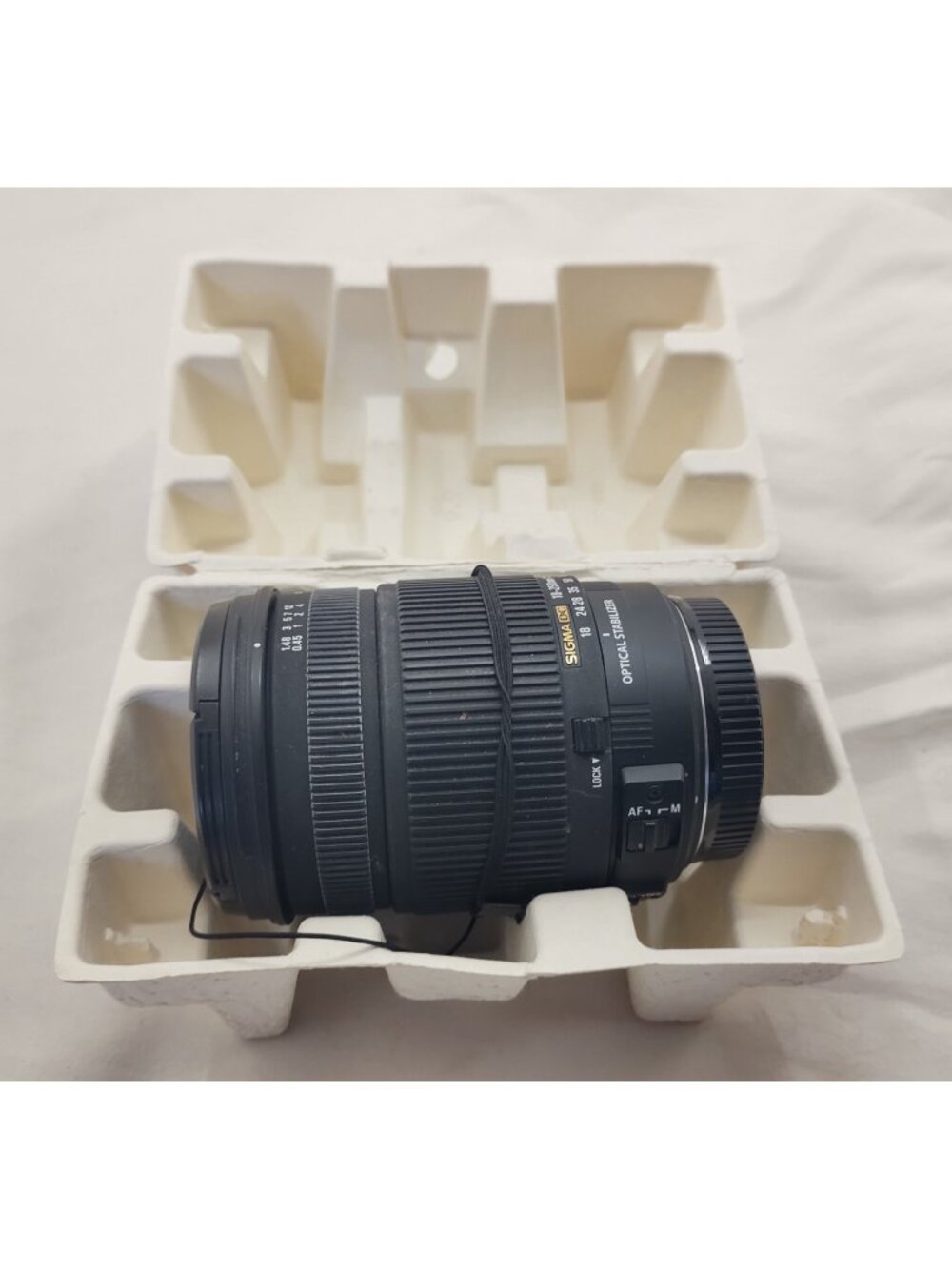 Sigma 18-250mm f/3.5-6.3 DC OS HSM Canon EF APS-C Lens Mint w Box Hood